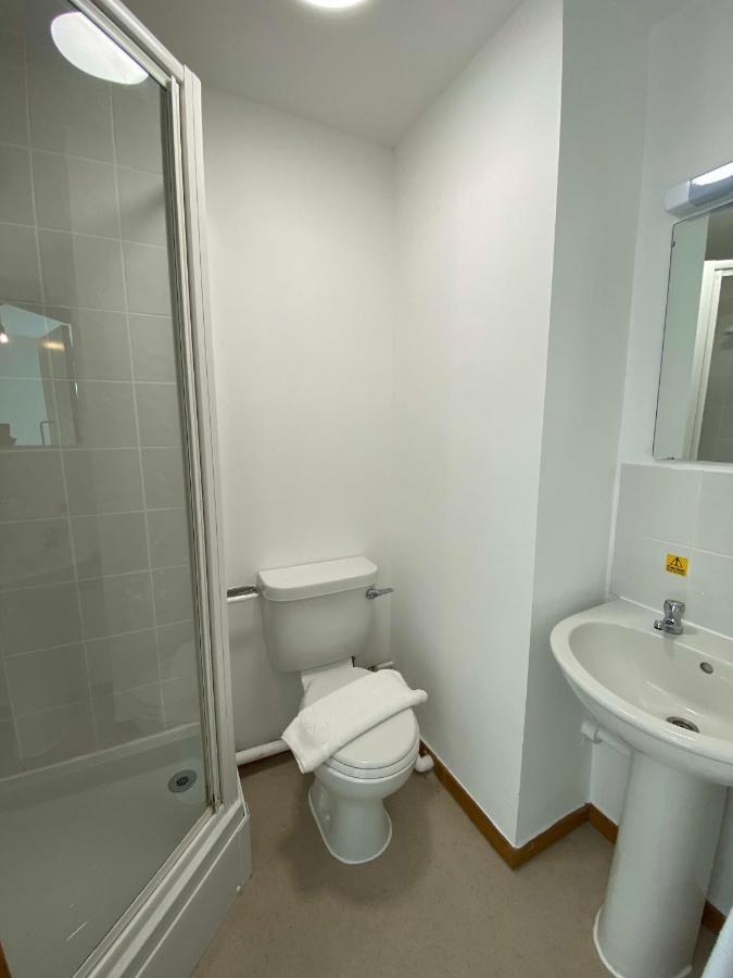 Regency Hall Smart Cheltenham Ensuite Rooms E Εξωτερικό φωτογραφία