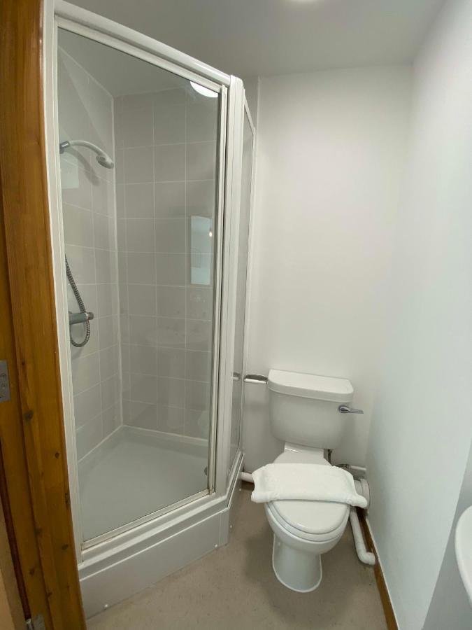 Regency Hall Smart Cheltenham Ensuite Rooms E Εξωτερικό φωτογραφία